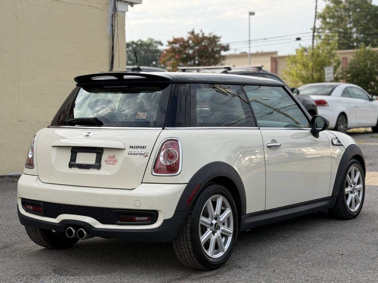 Used 2012 MINI Cooper S FWD image 8