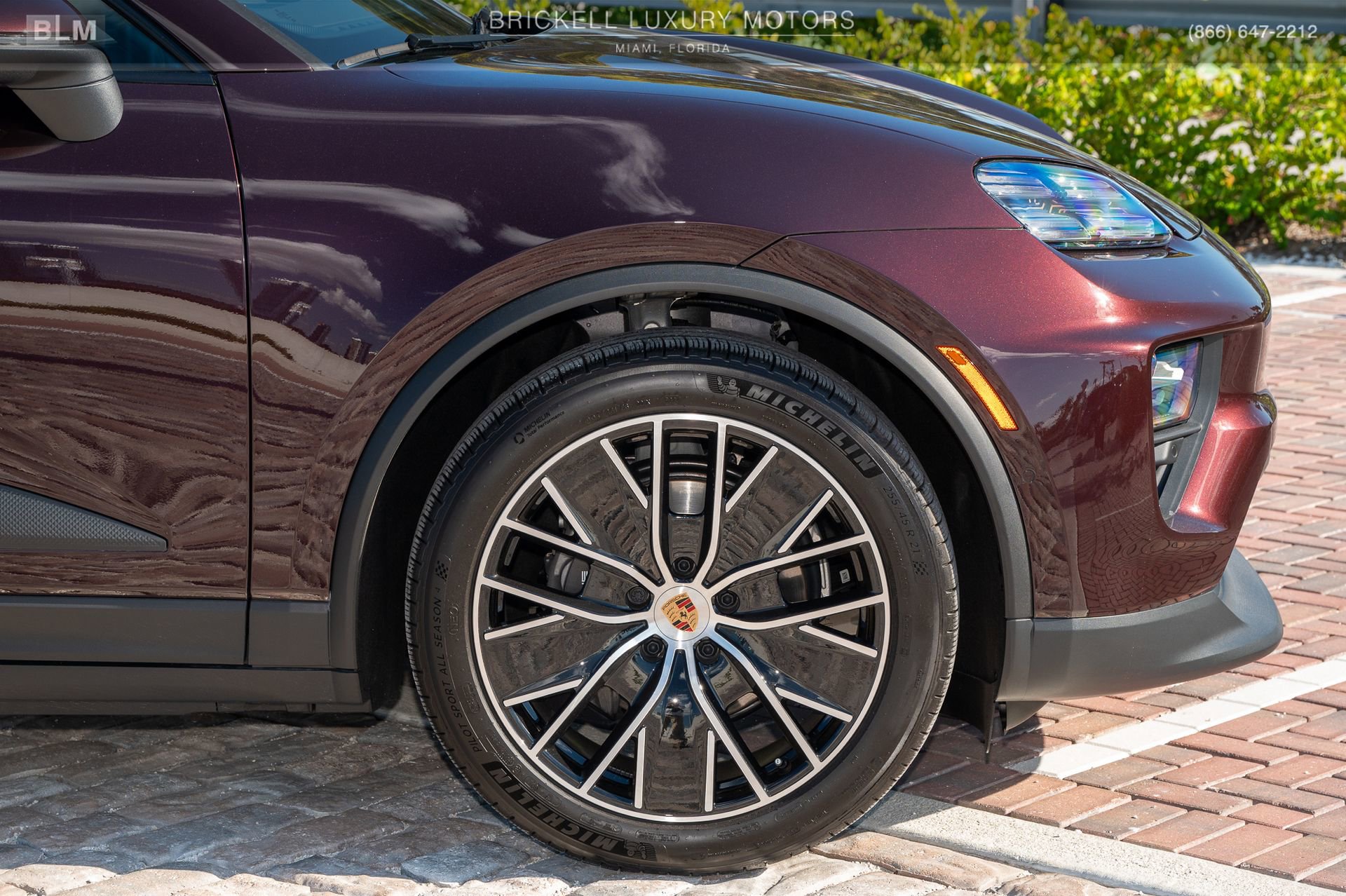 Used 2025 Porsche Macan 4 Electric image 66