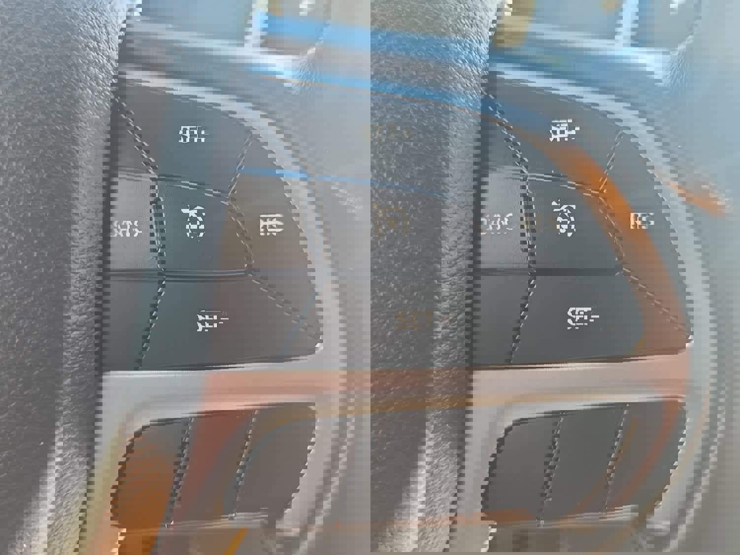 Used 2020 Jeep Grand Cherokee Laredo w/ 18" Wheel & 8.4" Radio Group image 22