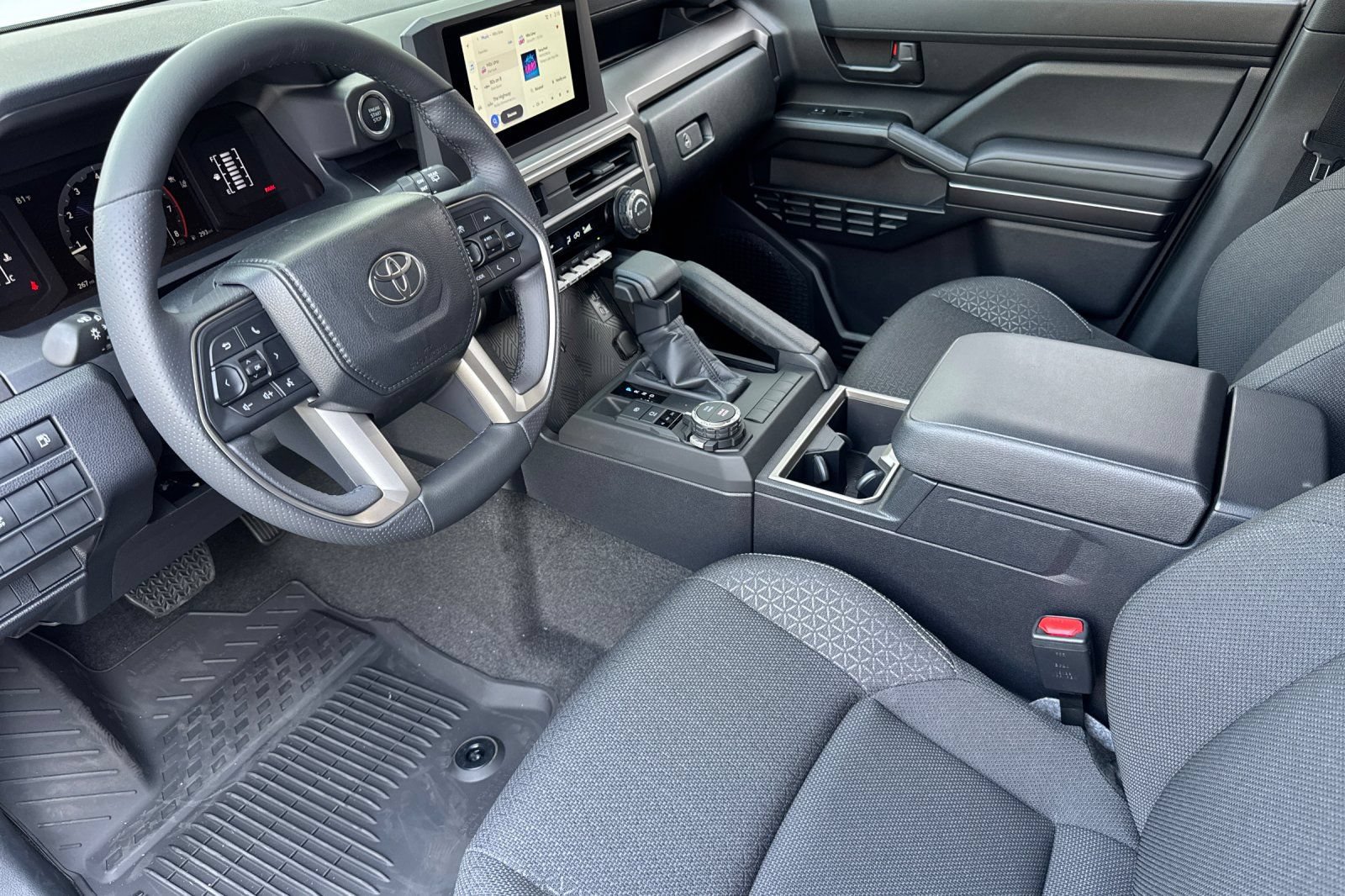 New 2026 Toyota 4Runner SR5 AWD/4WD image 8