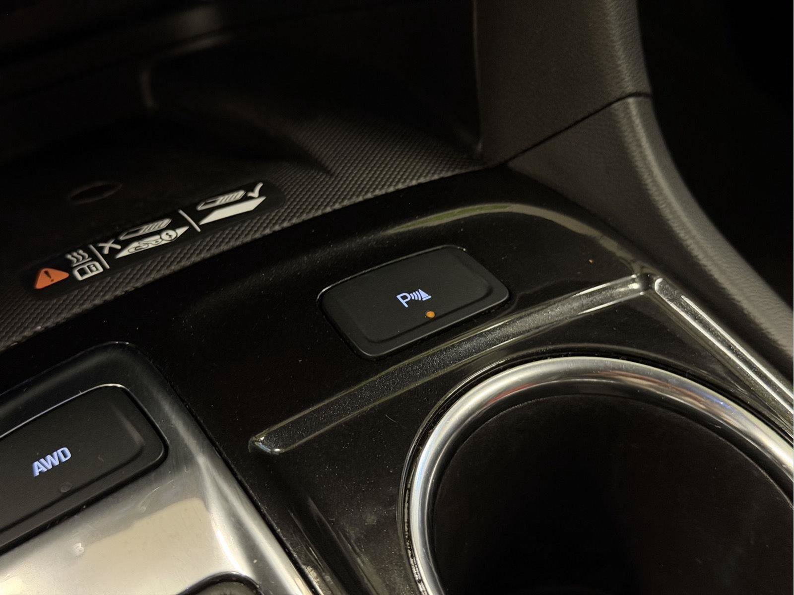 Used 2024 Chevrolet Equinox Premier AWD/4WD image 22