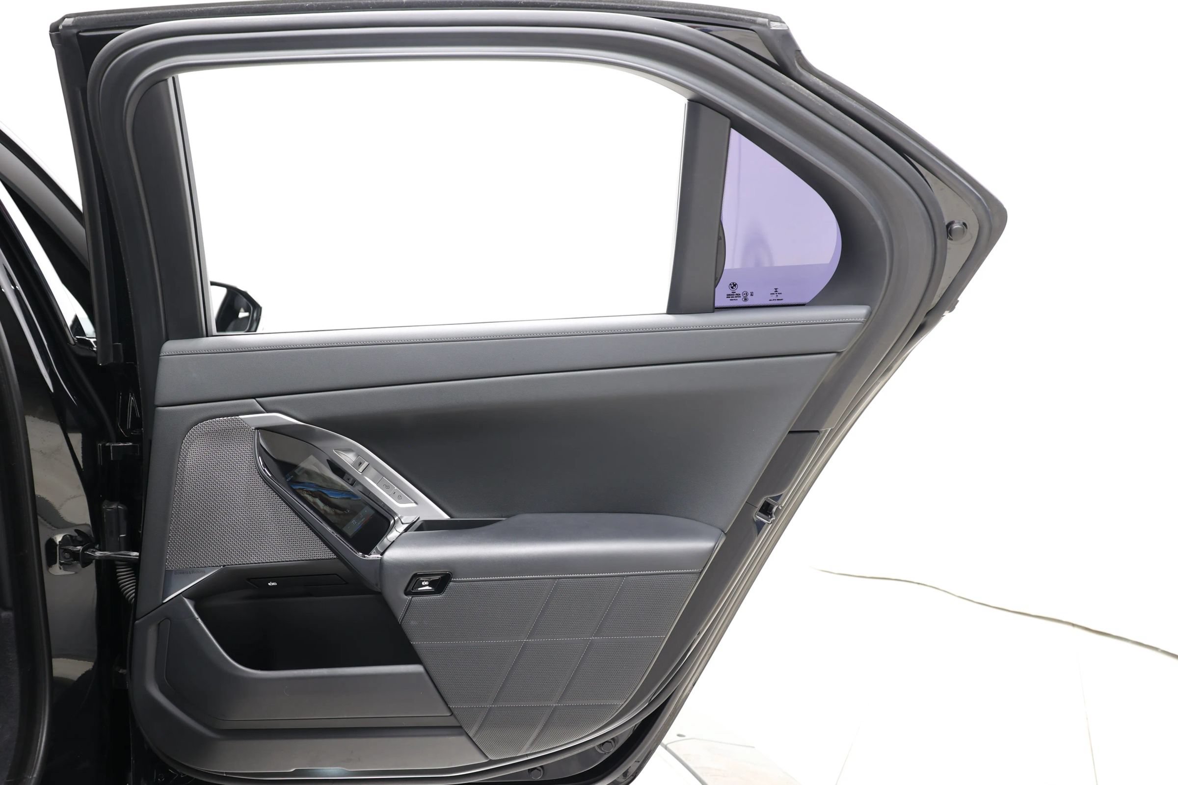 Used 2023 BMW 740i RWD image 81