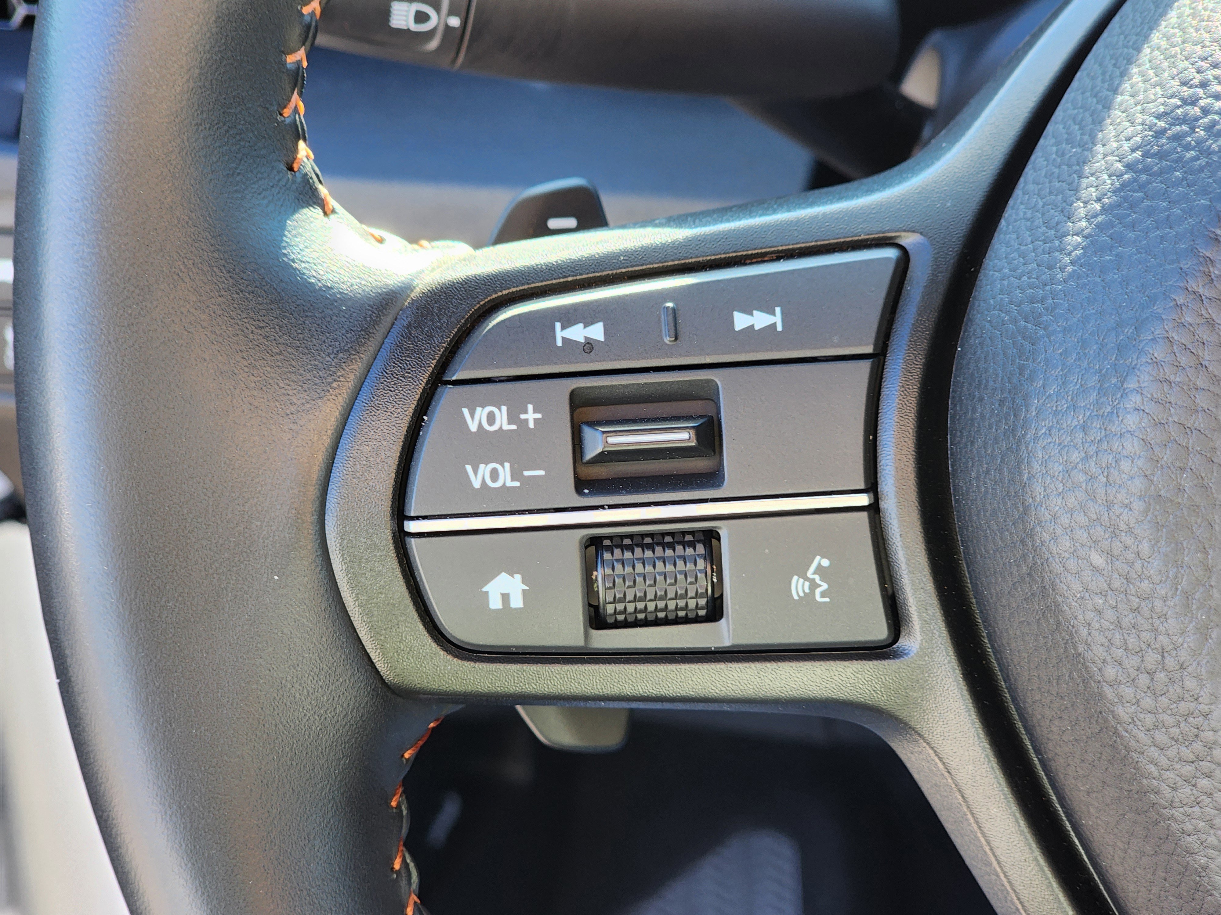 Certified 2025 Honda CR-V Sport-L image 17