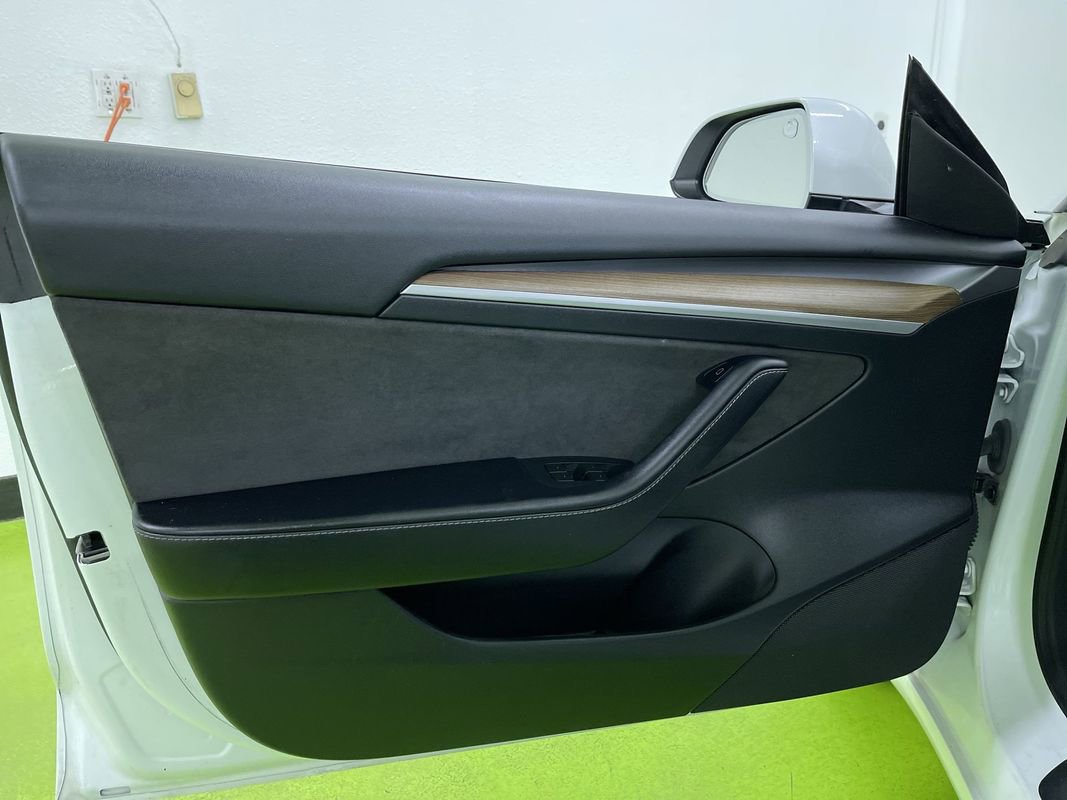 Used 2023 Tesla Model 3 Performance image 15