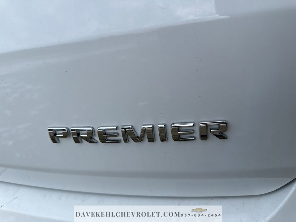 Used 2023 Chevrolet Traverse Premier image 36