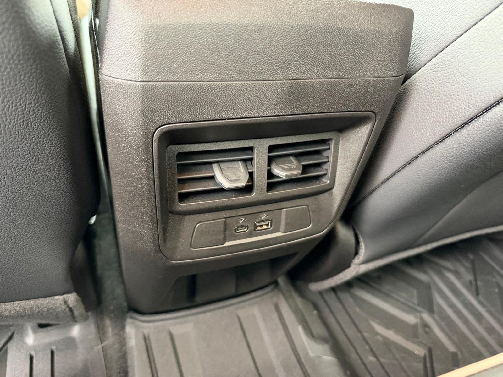 Used 2026 GMC Canyon Denali AWD/4WD image 7