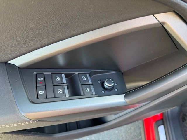 Certified 2025 Audi Q3 2.0T Premium w/ Convenience Package AWD/4WD image 22