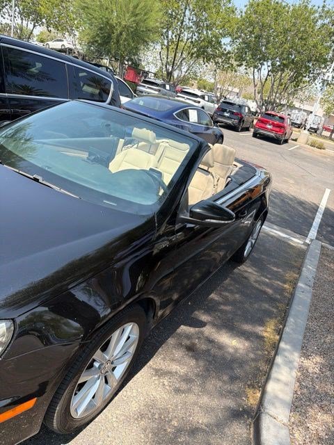 Used 2012 Volkswagen Eos Komfort FWD image 16