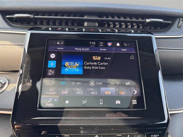 Used 2023 Jeep Grand Cherokee Laredo w/ Luxury Tech Group I image 15