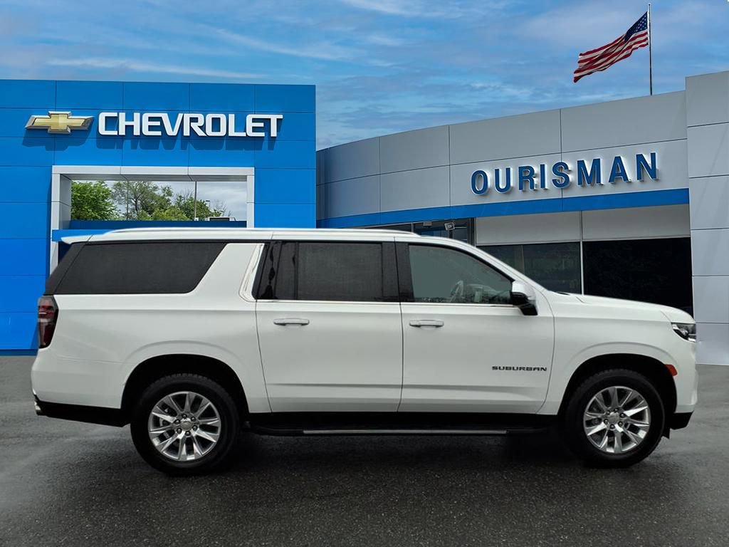Certified 2023 Chevrolet Suburban Premier image 2