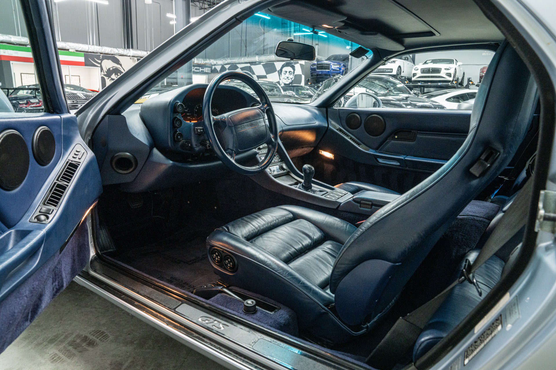 Used 1994 Porsche 928 GTS RWD image 37