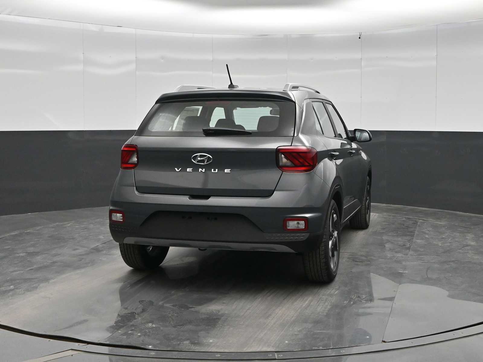 New 2026 Hyundai Venue SEL FWD image 6