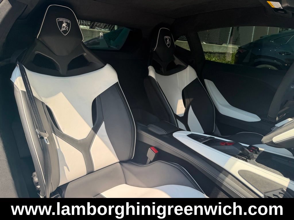 Used 2026 Lamborghini Temerario AWD/4WD image 24