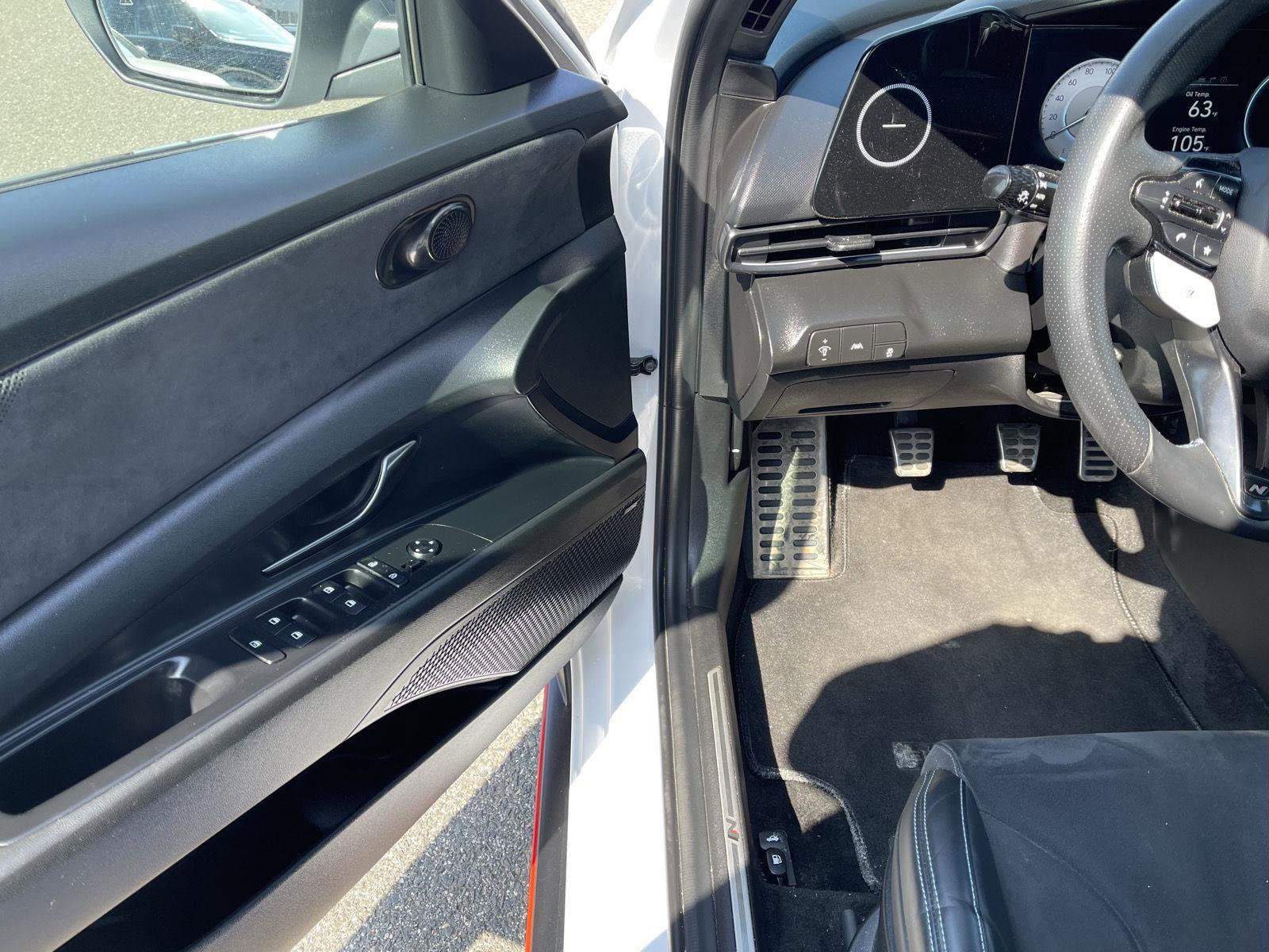 Used 2023 Hyundai Elantra N w/ Preferred Accessory Package image 2