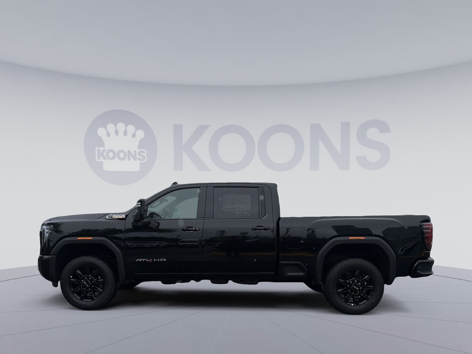 New 2026 GMC Sierra 2500 AT4 w/ Technology Package AWD/4WD image 2