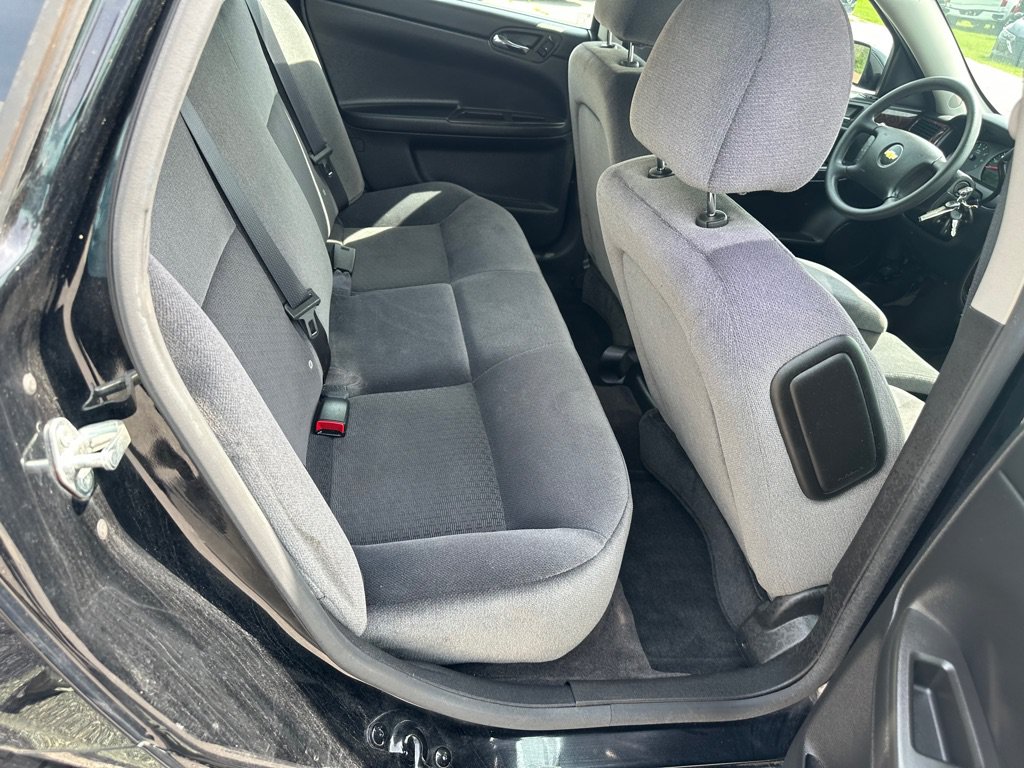 Used 2016 Chevrolet Impala Limited LS FWD image 18