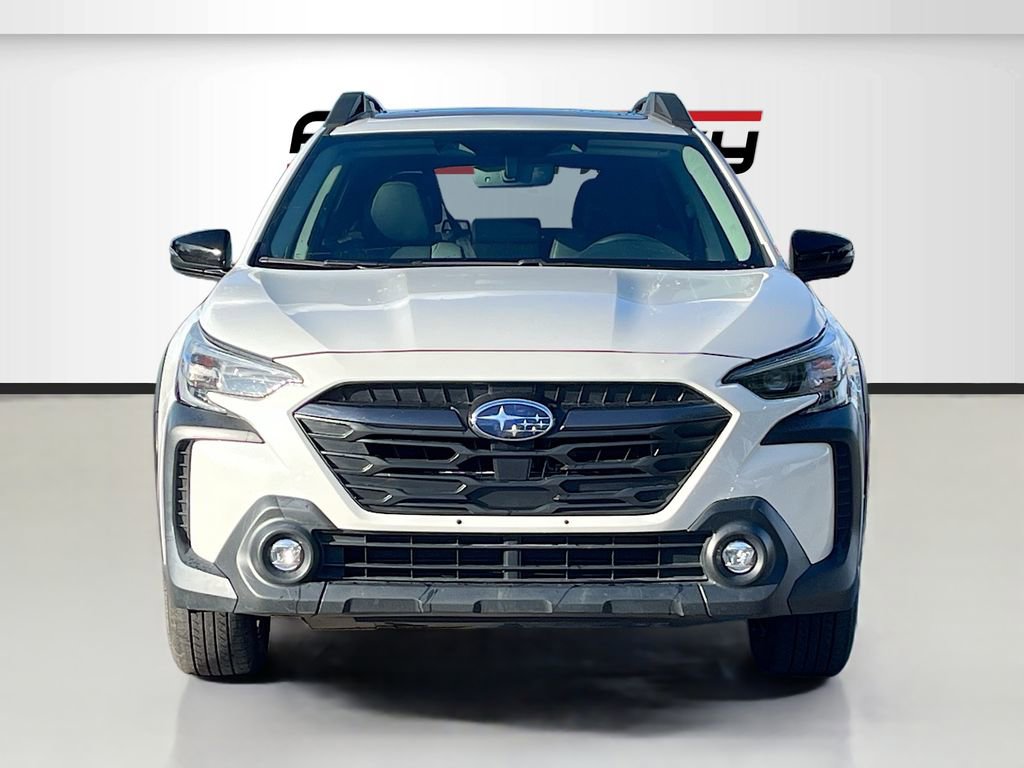 Used 2023 Subaru Outback Onyx Edition image 2