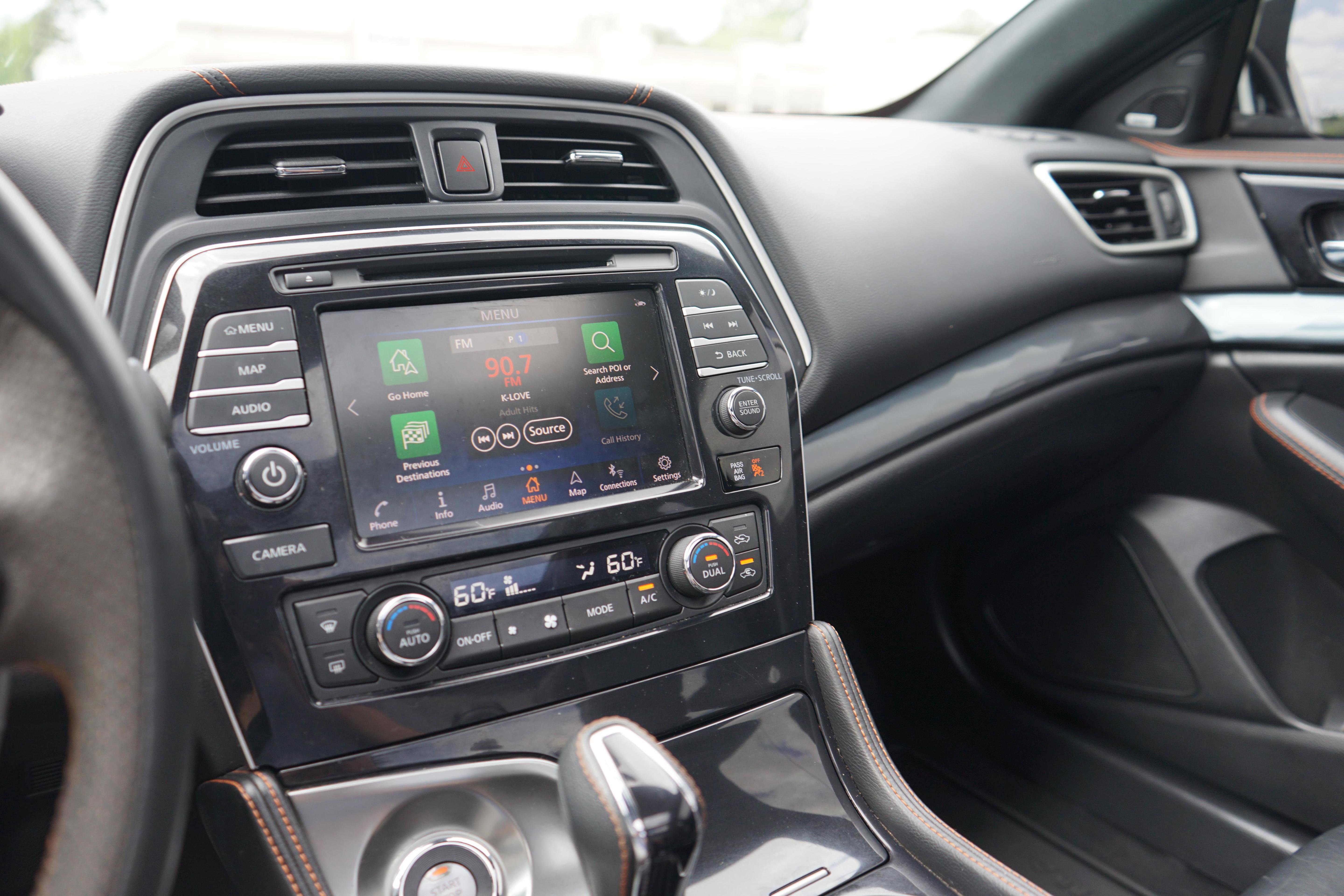 Used 2022 Nissan Maxima SR w/ Sport Mat Group FWD image 18