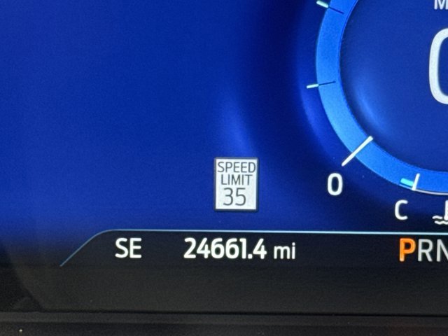 Used 2024 Ford Explorer Platinum w/ Technology Package image 20