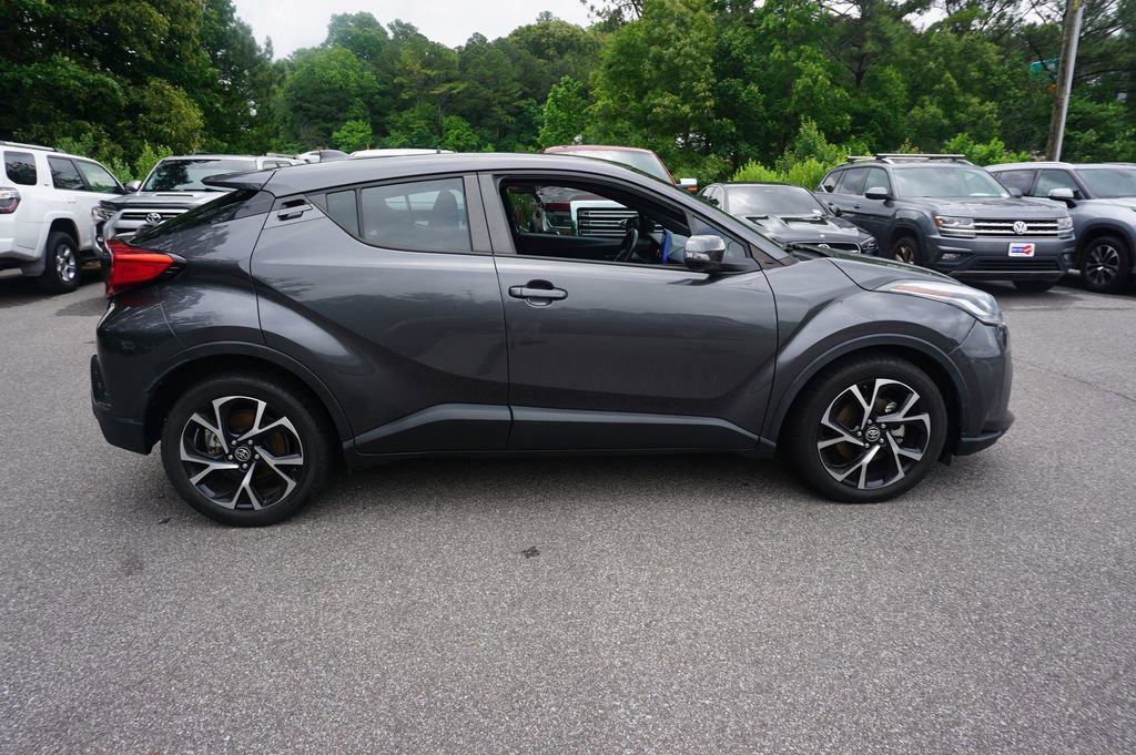 Used 2021 Toyota C-HR XLE FWD image 19