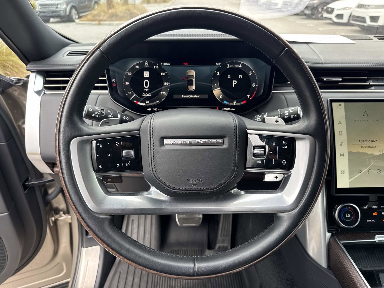 Certified 2023 Land Rover Range Rover Autobiography AWD/4WD image 30