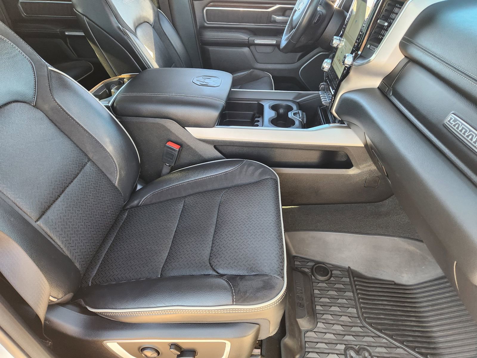 Used 2022 RAM 1500 Laramie image 18