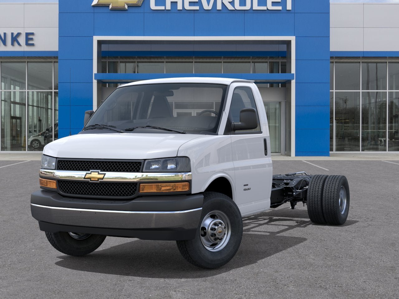 New 2026 Chevrolet Express 4500 w/ Power Convenience Package RWD image 21