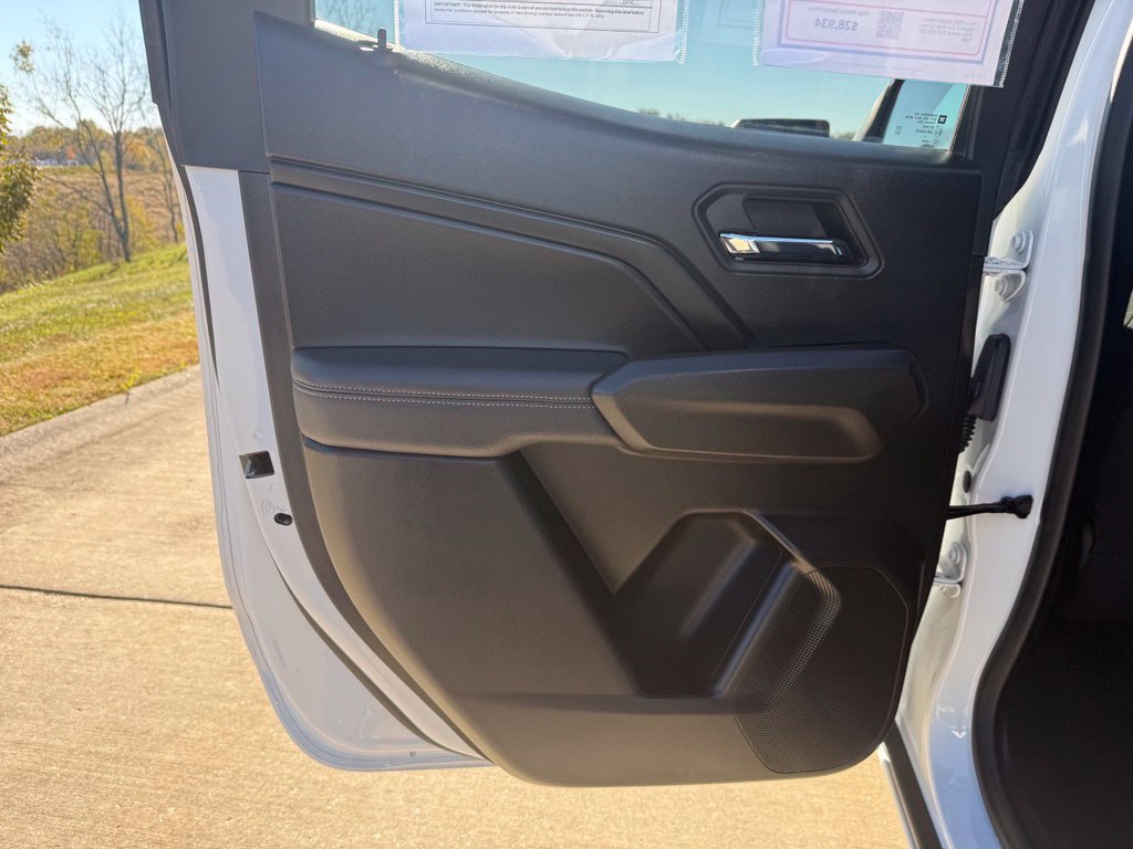 Used 2024 Chevrolet Colorado LT w/ LT Convenience Package RWD image 11