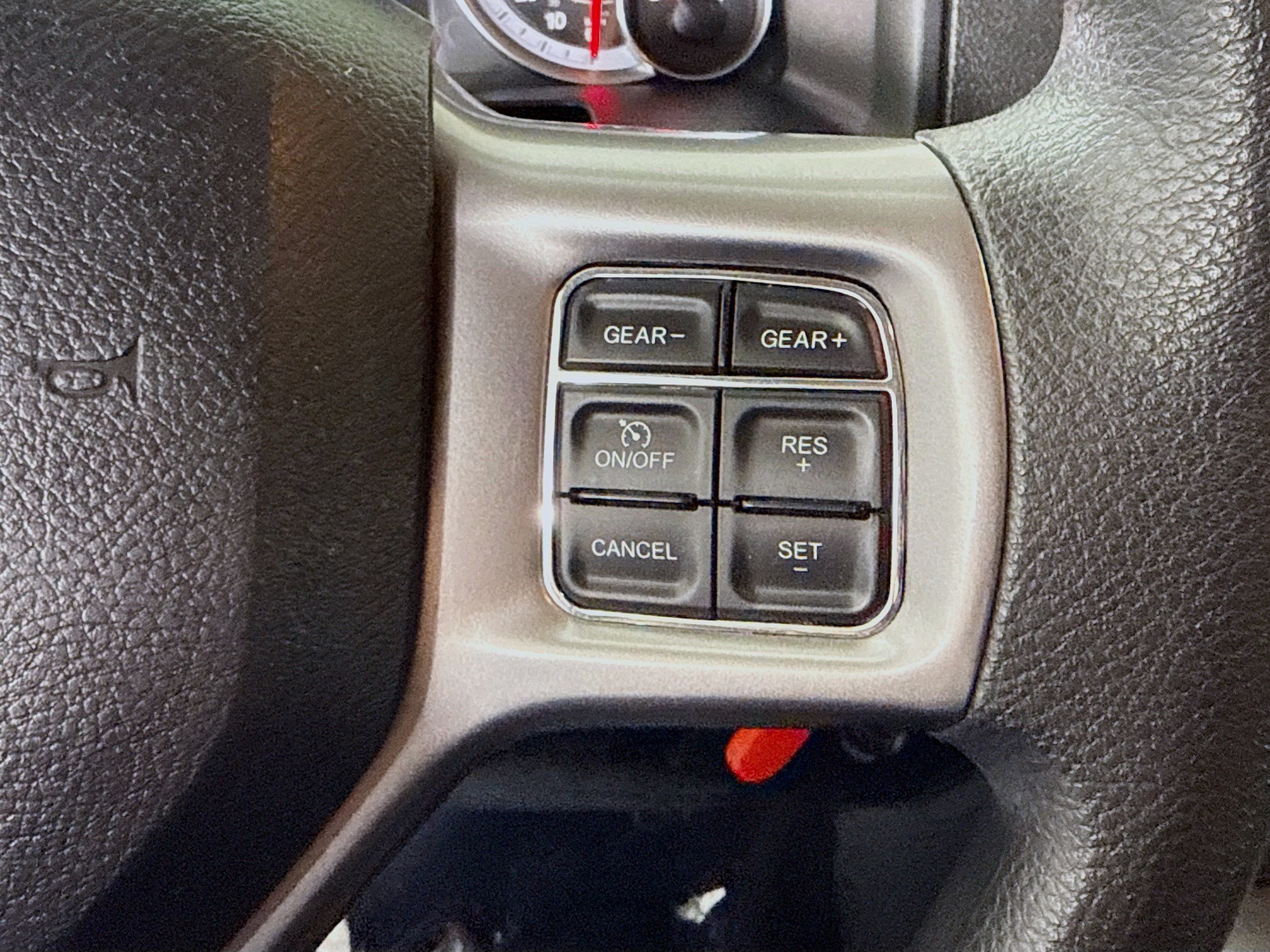 Used 2023 RAM 1500 Classic SLT w/ Trailer & Traction Group AWD/4WD image 15
