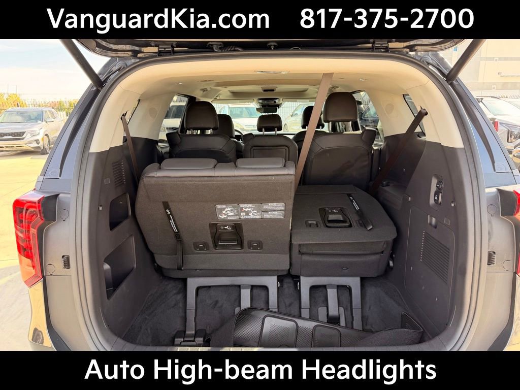 Certified 2025 Kia Carnival SX Prestige image 28
