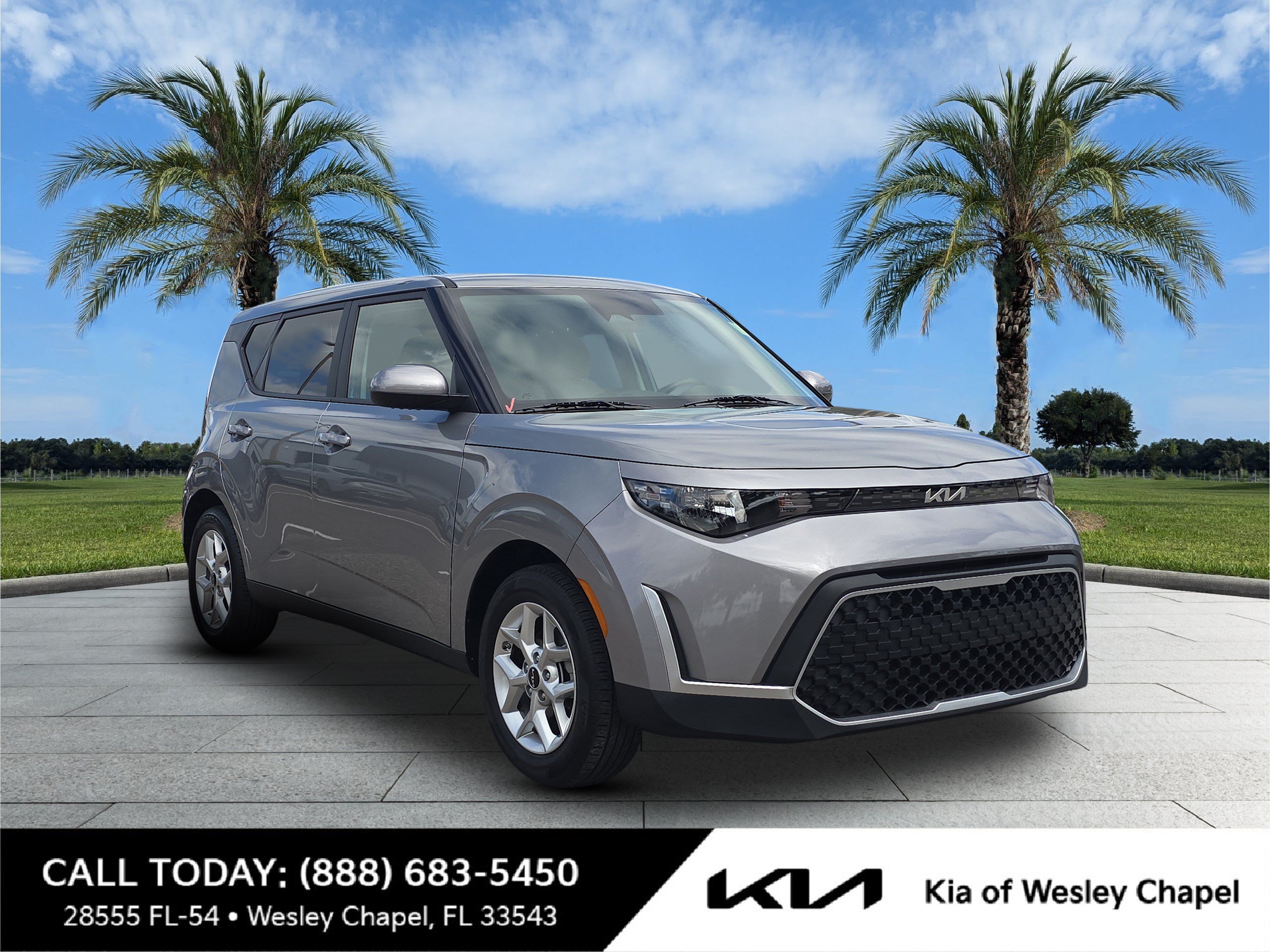 Certified 2025 Kia Soul LX w/ LX Technology Package FWD image 1