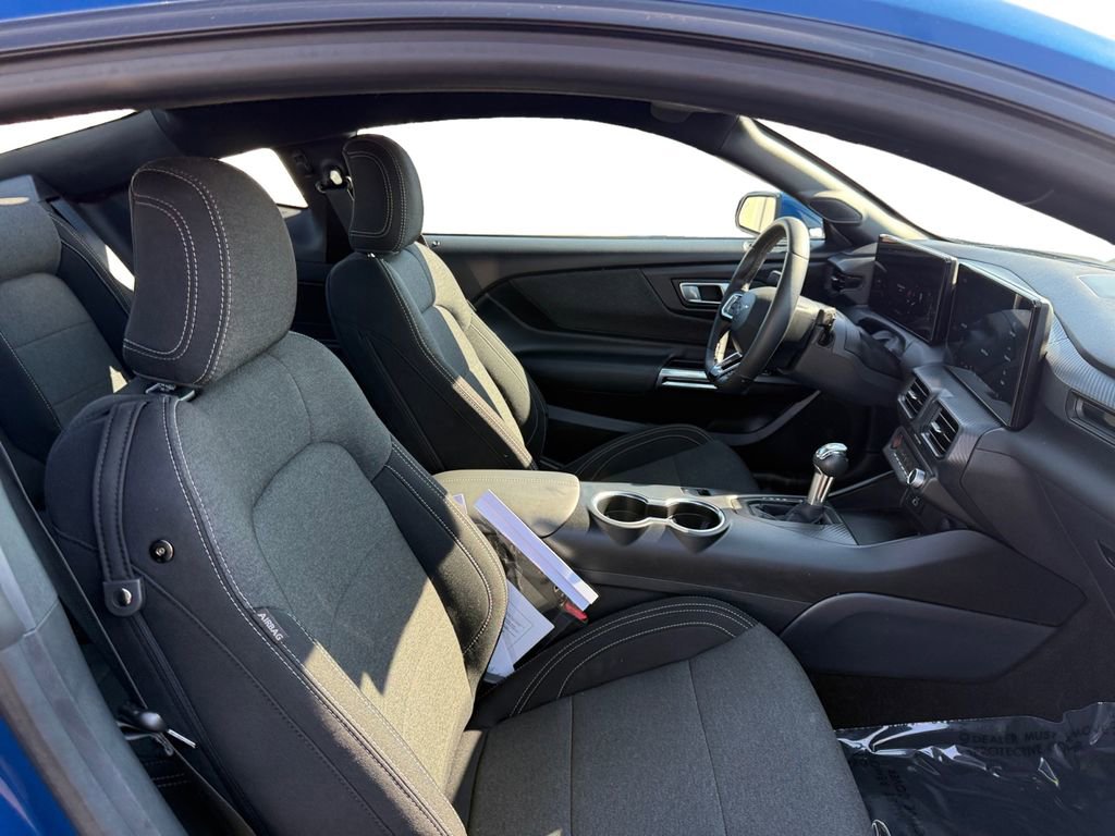 Used 2024 Ford Mustang Coupe image 17