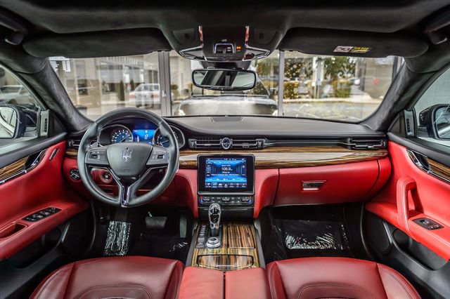 Used 2018 Maserati Quattroporte S GranLusso Q4 image 3