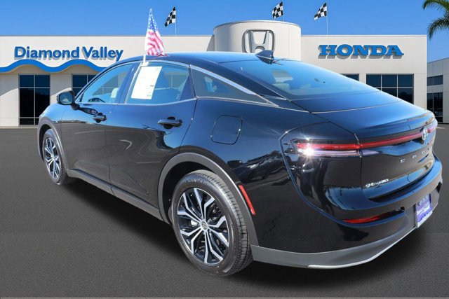 Used 2024 Toyota Crown XLE image 4