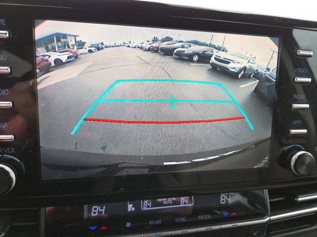 Used 2021 Toyota Sienna XLE w/ XLE Plus Package FWD image 18