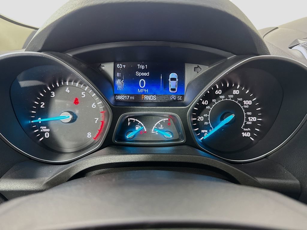 Used 2017 Ford Escape Titanium FWD image 14