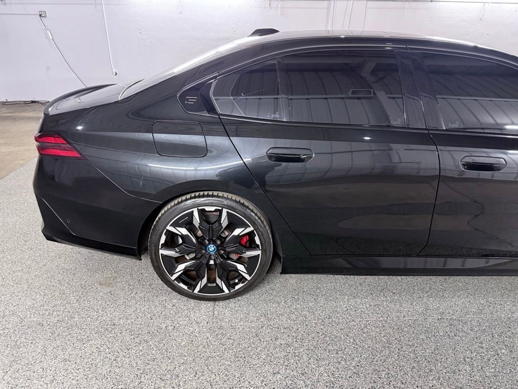 Used 2024 BMW i5 M60 w/ Premium Package AWD/4WD image 7