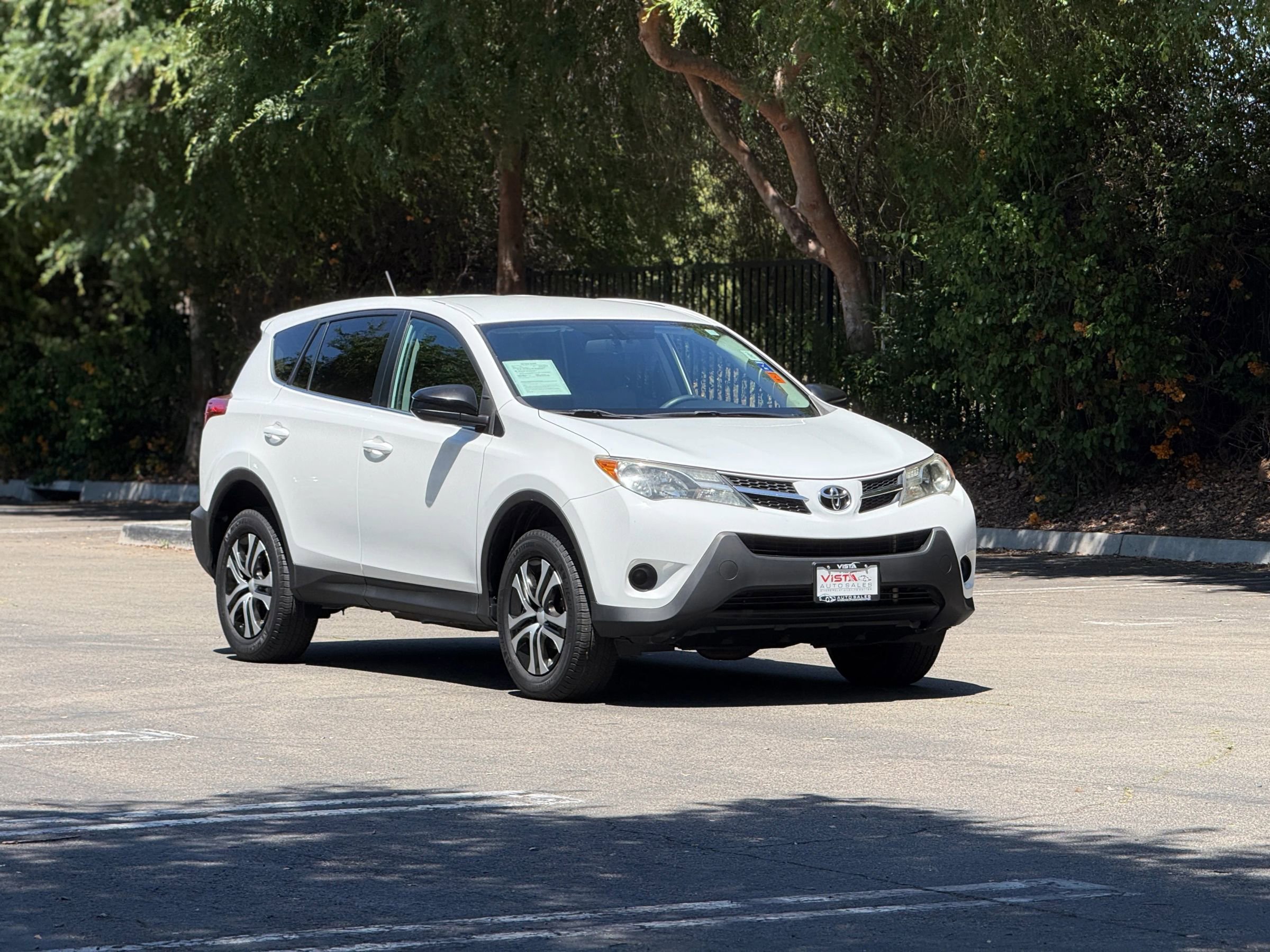 Used 2015 Toyota RAV4 LE image 6