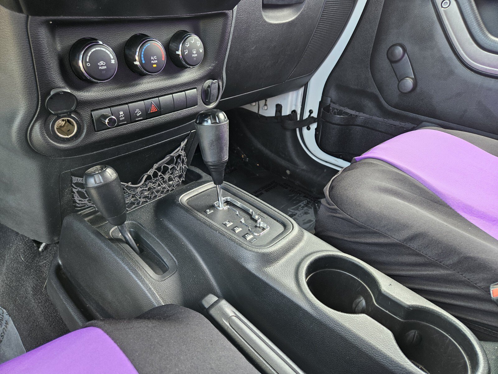 Used 2018 Jeep Wrangler Unlimited Sport AWD/4WD image 23