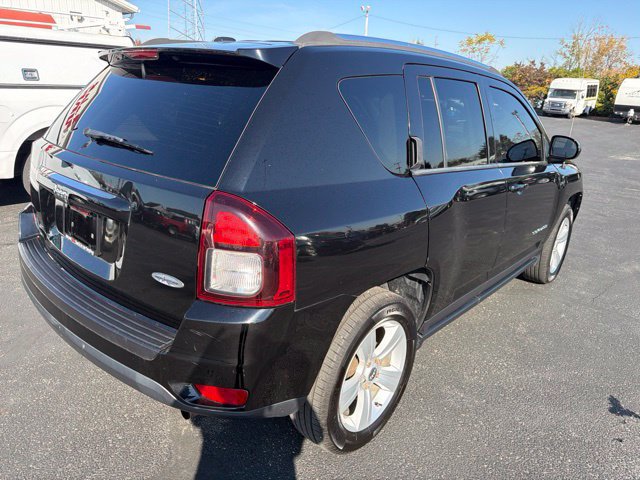 Used 2015 Jeep Compass High Altitude FWD image 7