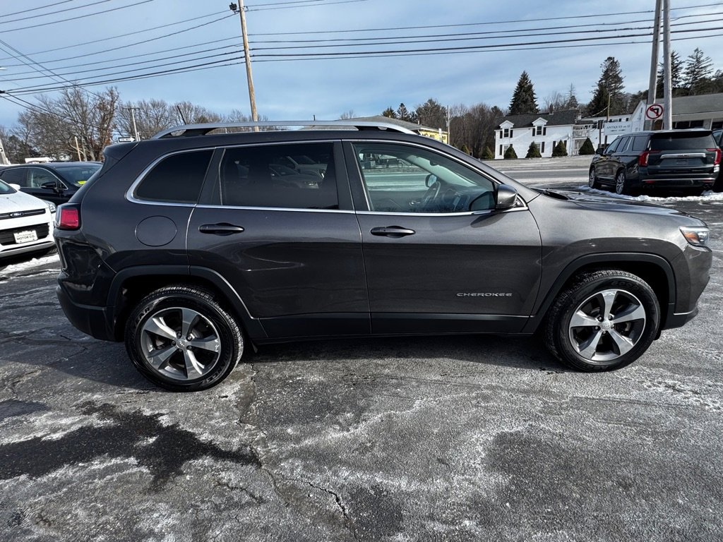 Used 2019 Jeep Cherokee Limited image 7