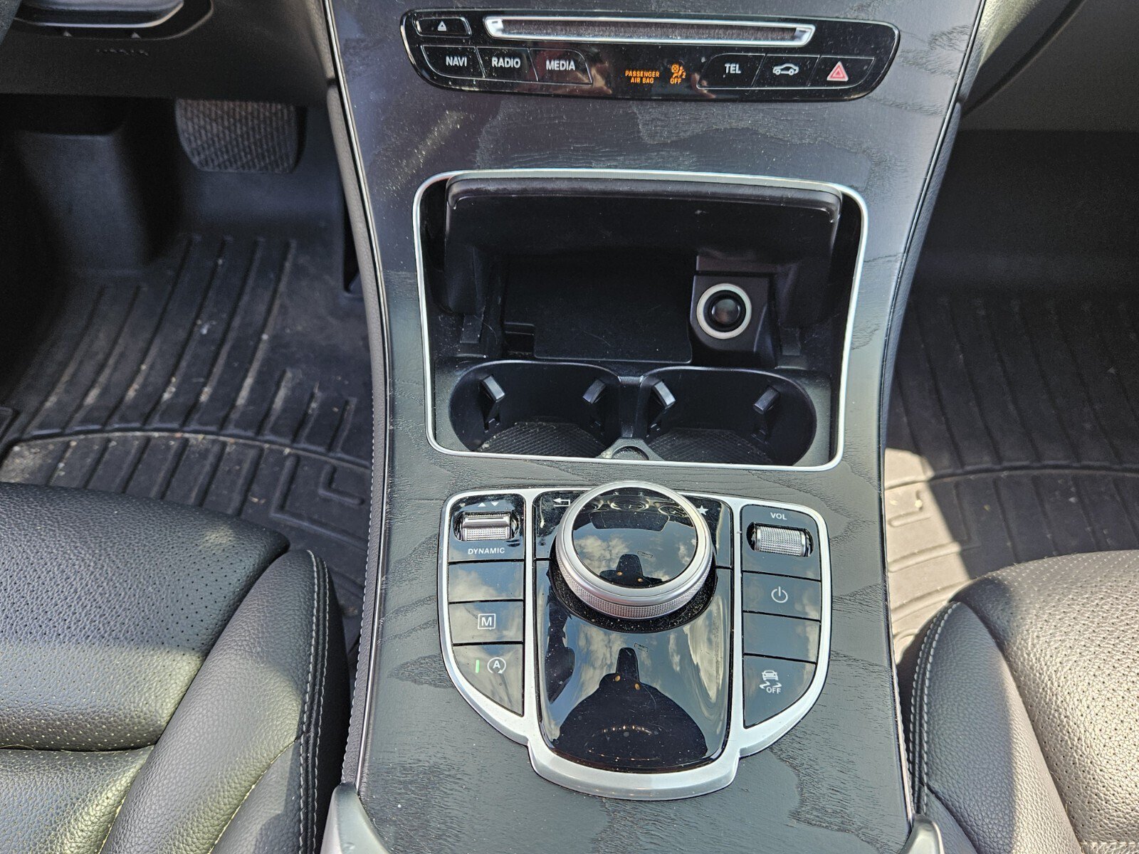 Used 2018 Mercedes-Benz GLC 300 image 18