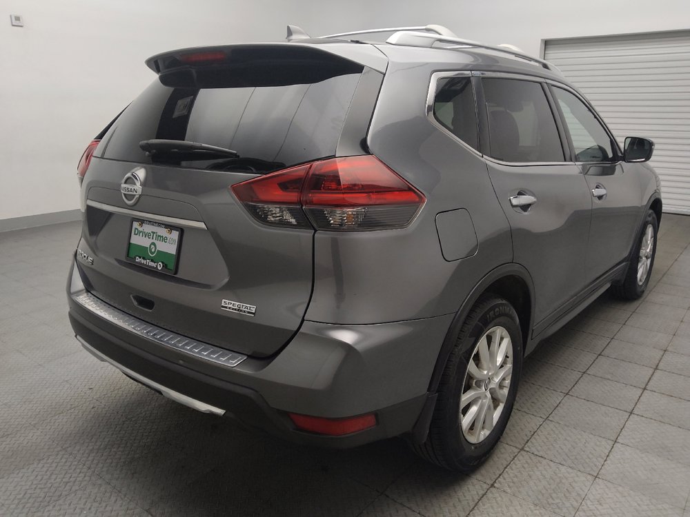 Used 2019 Nissan Rogue S w/ Special Edition Package FWD image 9