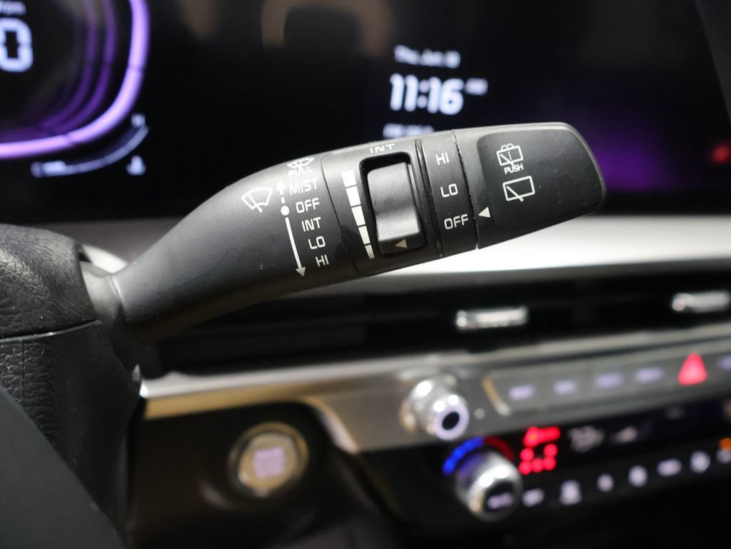 Used 2025 Kia Telluride S AWD/4WD image 37