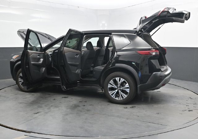 Used 2021 Nissan Rogue SV AWD/4WD image 45