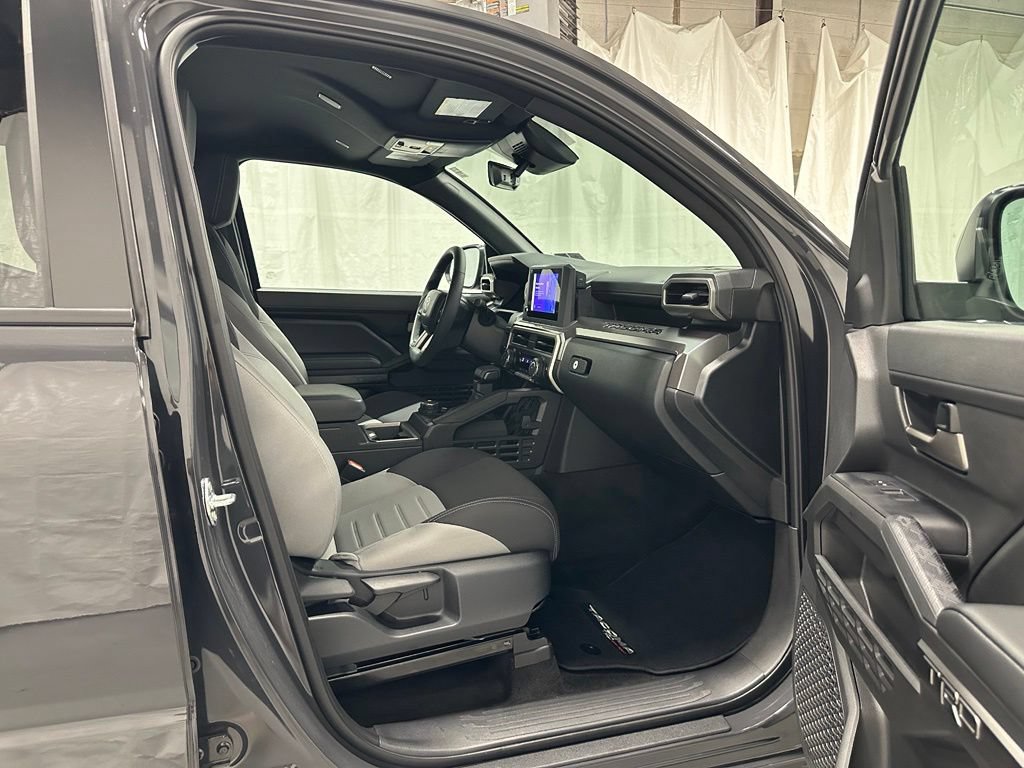 Used 2026 Toyota Tacoma TRD Off-Road AWD/4WD image 58