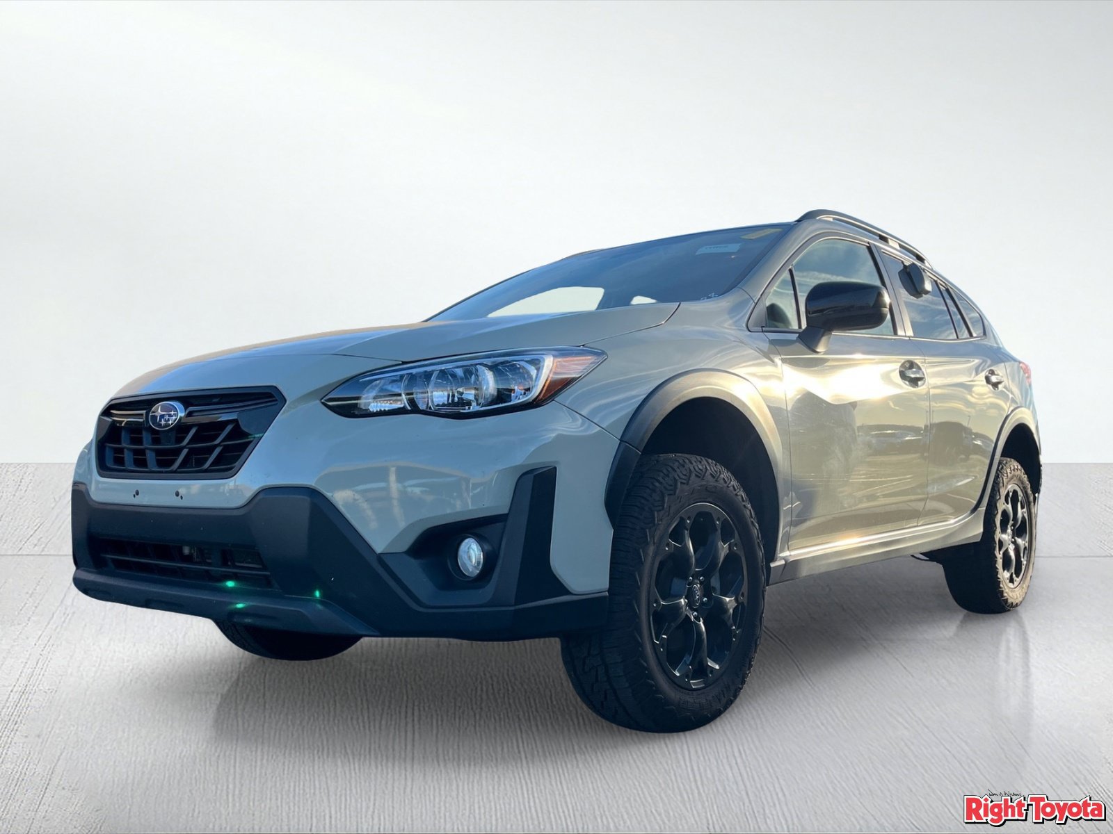 Used 2023 Subaru Crosstrek 2.0i Premium AWD/4WD image 2