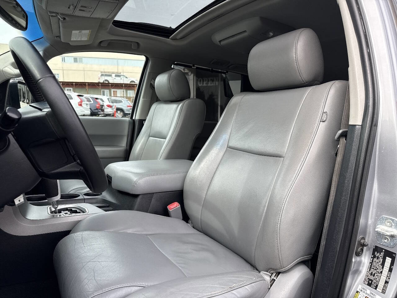 Used 2013 Toyota Sequoia Limited image 43