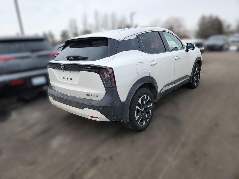 Certified 2025 Nissan Kicks SR image 5