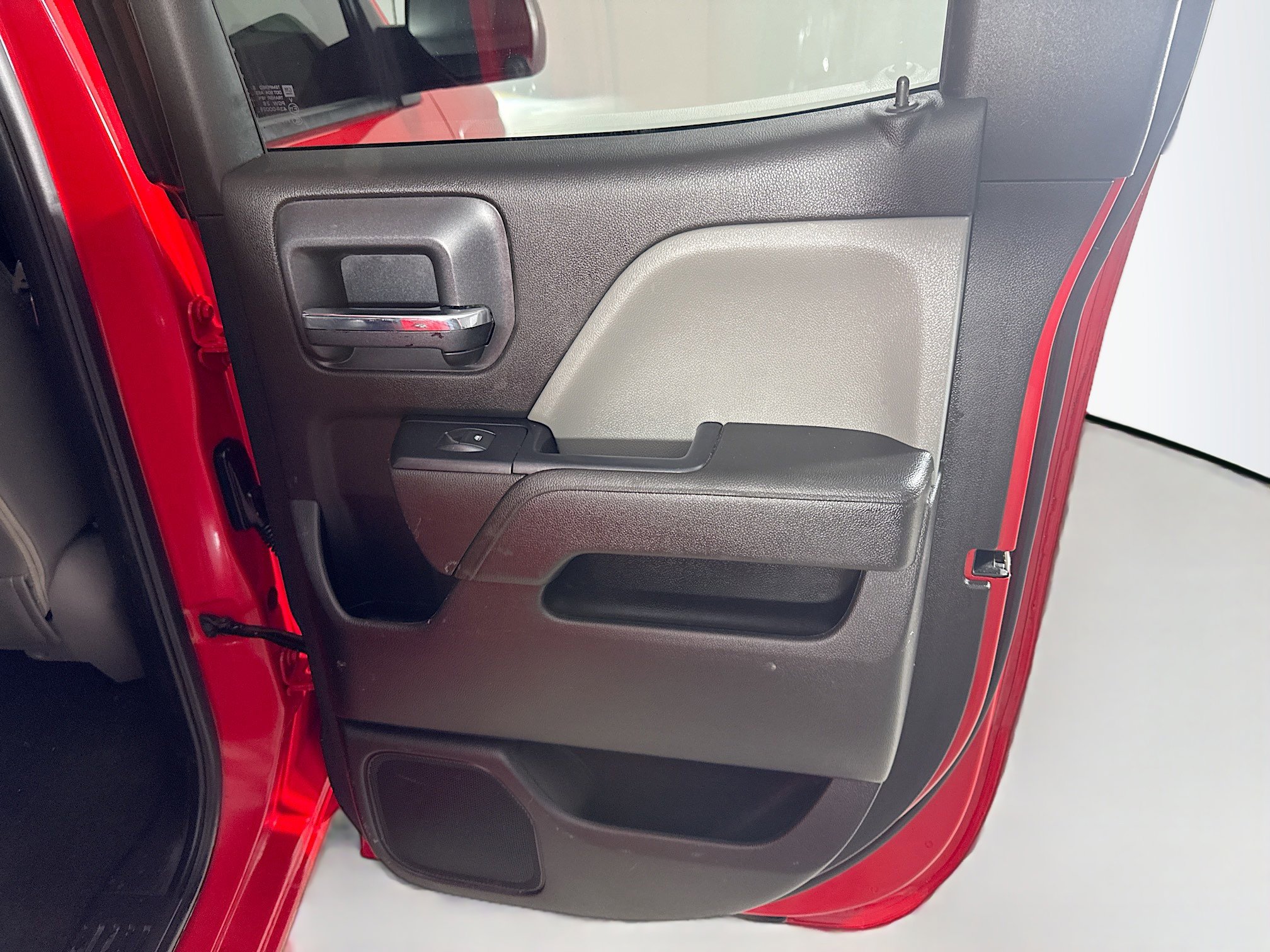 Used 2018 Chevrolet Silverado 1500 Custom w/ Custom Value Package image 26